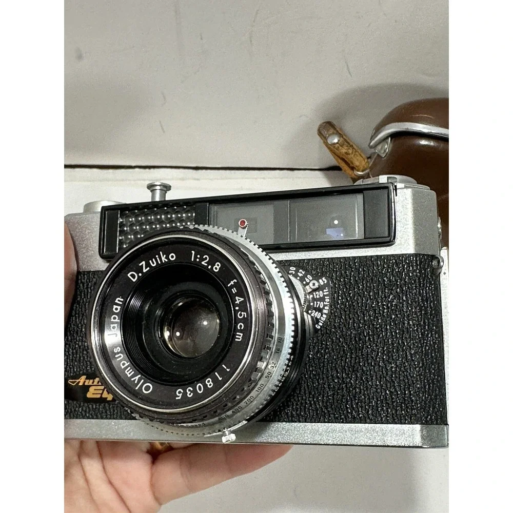 Olympus‎ Auto-Eye Rangefinder with 45mm F2.8 Lens Camera With Leather Brown Case